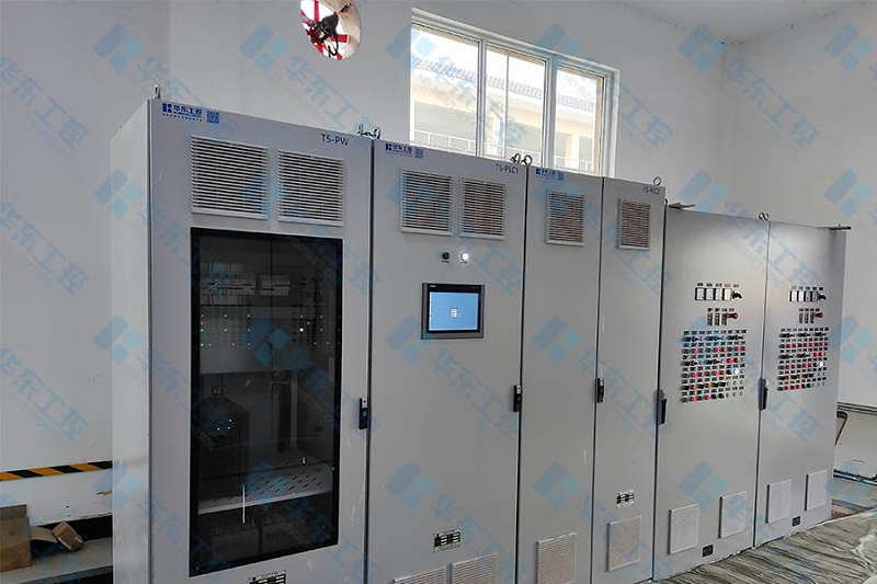 華東工控-PLC柜細節