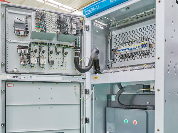 高壓柜細(xì)節(jié)