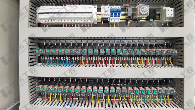 變頻柜細(xì)節(jié)